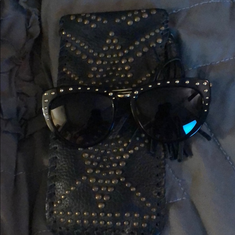 Women’s sunglasses